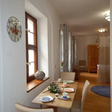 Apartment Ferienapartments Alte Knabenschule Pirna